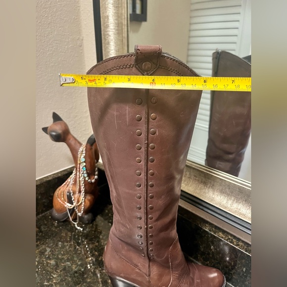 Reba Women’s size 7 1/2  tall zip up boots dark Brown with heel - Picture 14 of 15